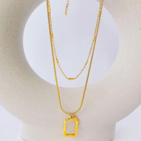 Art Frame Double Layer Necklace in 18k Gold Stainless Steel